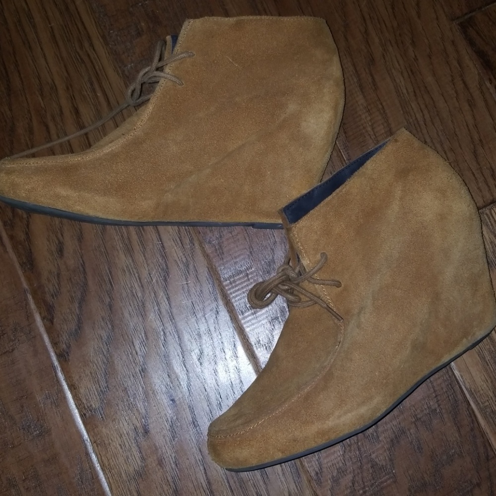 Dolce vita suede wedges brown